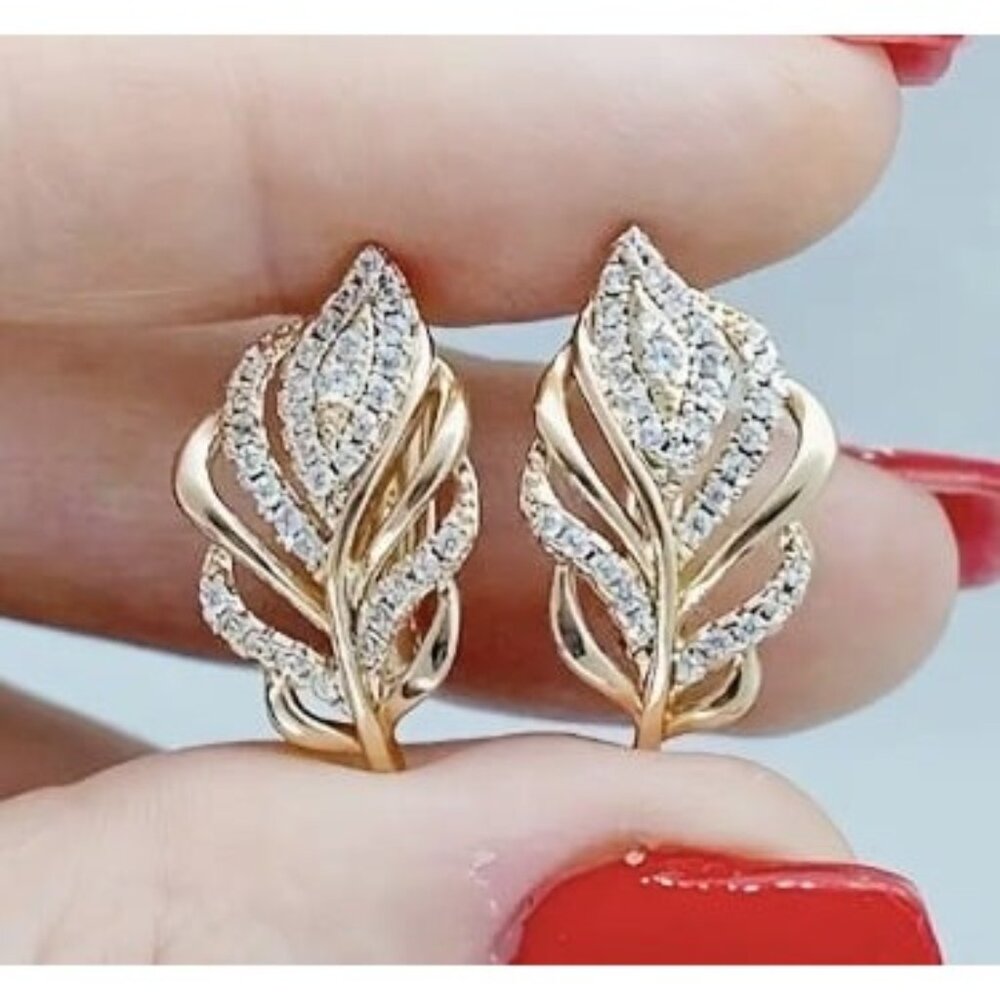 18k Gold Plated Simulated Diamond Zircon Leaf Earrings